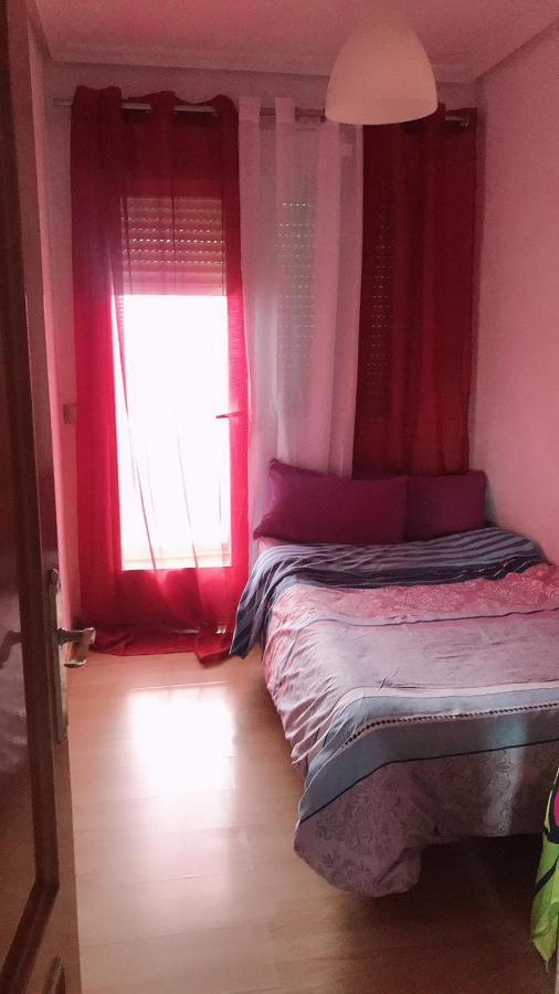 מדריד Apartamento De 3 Dormitorios Por Entrevias מראה חיצוני תמונה